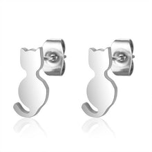 Load image into Gallery viewer, Stud Earrings