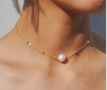 Load image into Gallery viewer, Choker Necklace