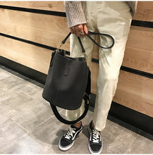 Load image into Gallery viewer, Bucket Bag