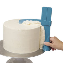 Load image into Gallery viewer, Cake Scraper
