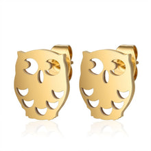 Load image into Gallery viewer, Stud Earrings
