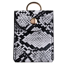 Load image into Gallery viewer, Card Wallet With Keychain
