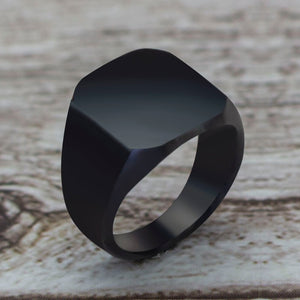 Black Pendant Ring