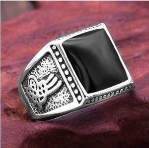 Black Pendant Ring