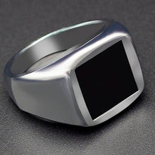 Load image into Gallery viewer, Black Pendant Ring
