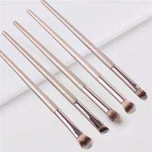 Load image into Gallery viewer, Champagne makeup brushes
