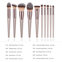 Load image into Gallery viewer, Champagne makeup brushes
