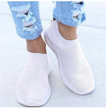 Load image into Gallery viewer, Flat Slip Ons
