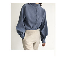 Load image into Gallery viewer, Lantern Sleeve Blouse
