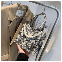 Load image into Gallery viewer, Floral Purse
